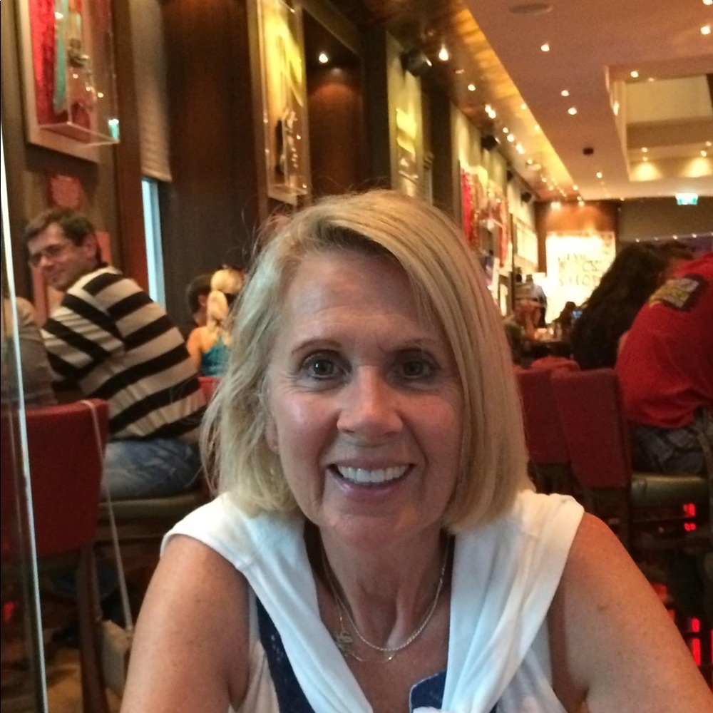 Meet your Posher, Lyn